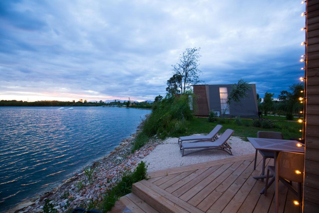 Nabi Resort Glamping & Spa Castel Volturno Exterior foto